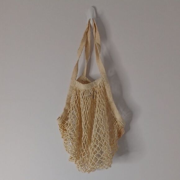 Nike Cream Mesh Tote Bag with Eco-Friendly Design - Picture 1 of 5
